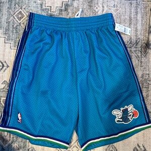 NWT Mitchell and ness Charlotte hornets retro basketball shorts